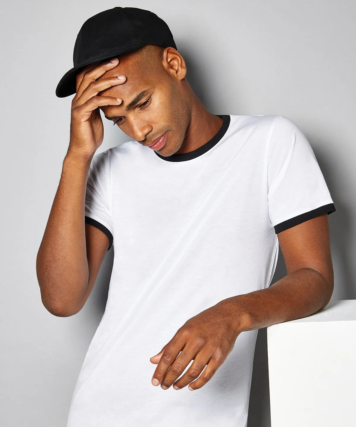 Black/White - Fashion fit ringer tee