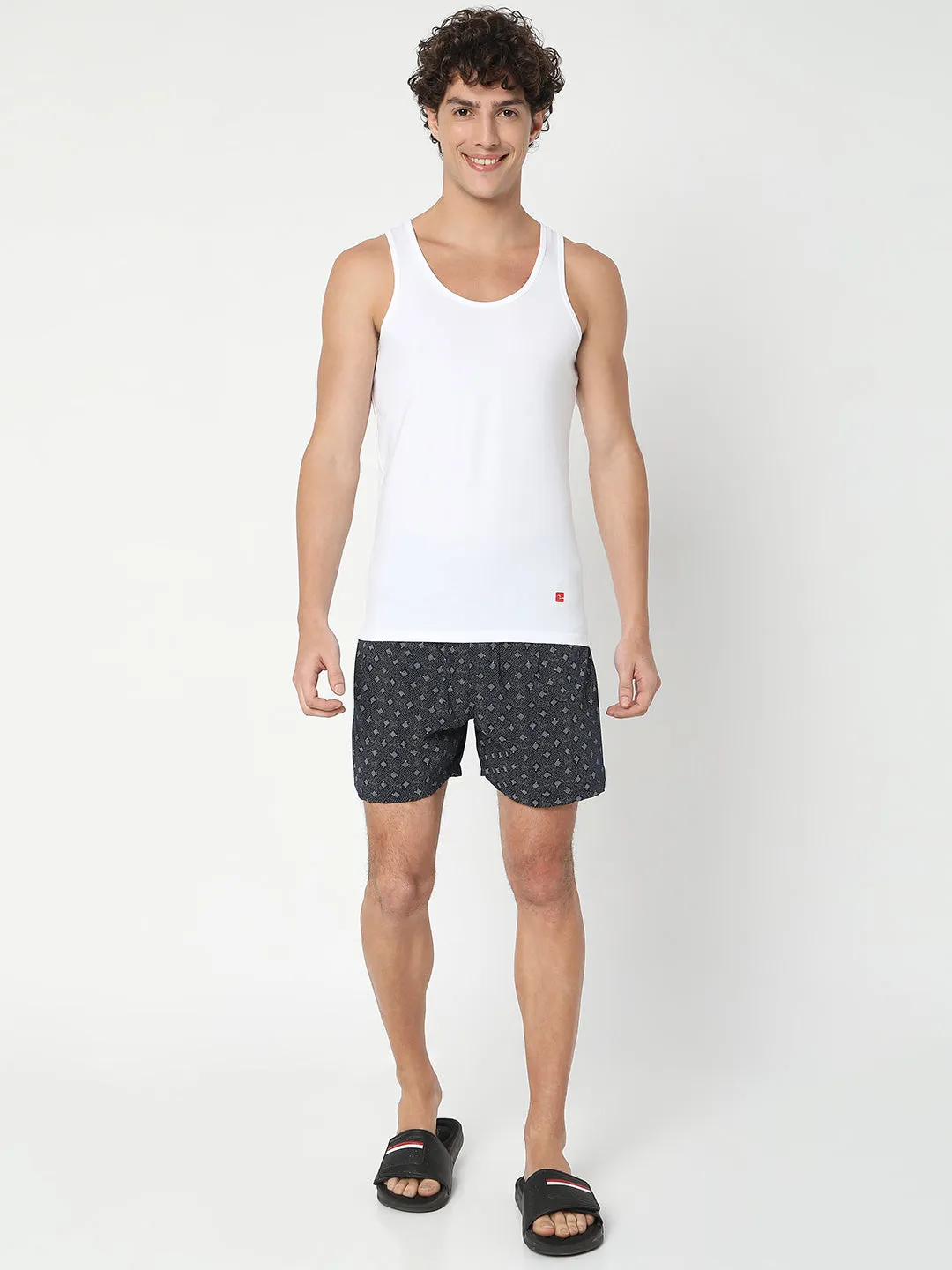 Men Premium White Cotton Blend Regular Fit Vest - Underjeans By Spykar